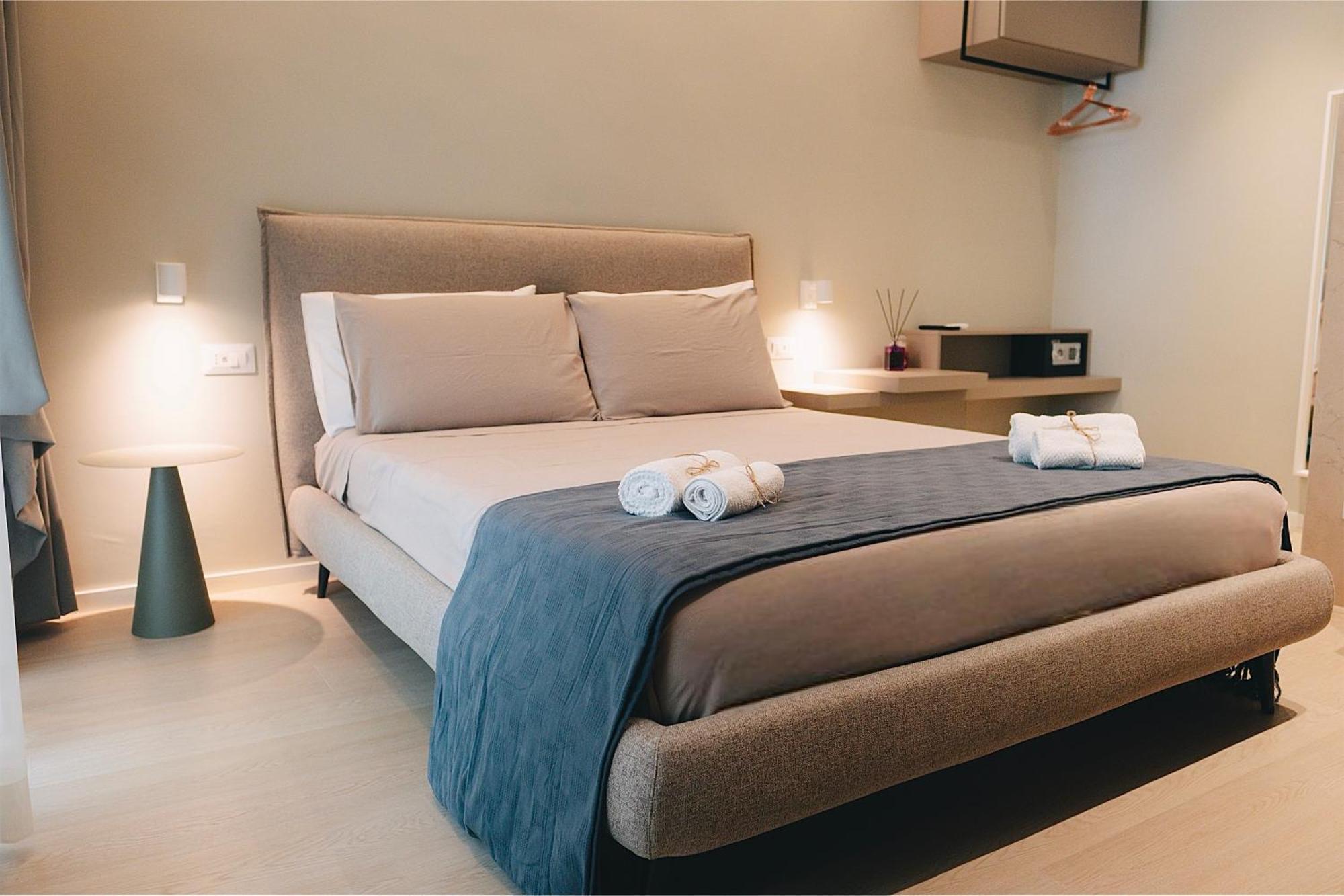 18Zero2 Luxury Rooms Барі Екстер'єр фото